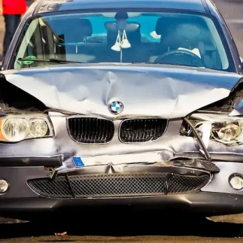 15 Tips for Dealing with a Rental Car Accident