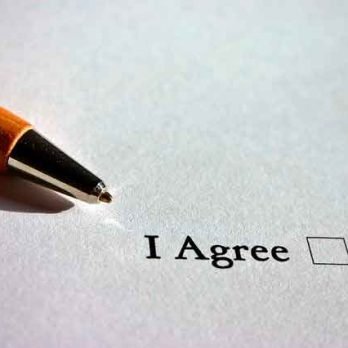 How do car rental insurance work?