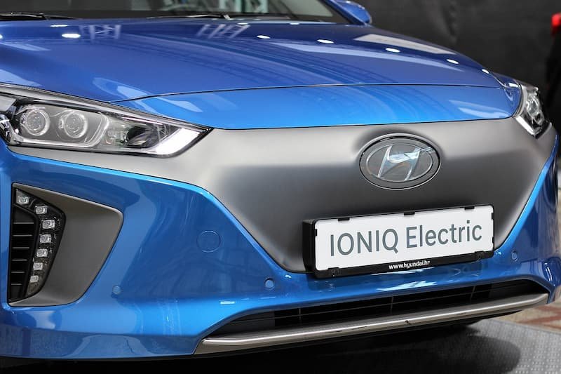 rent an eco-friendly hyundai ioniq
