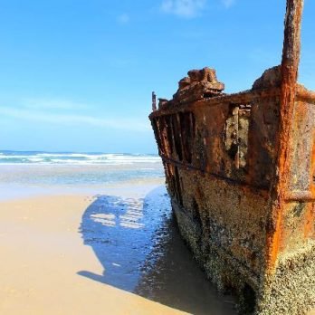 seventy-five-mile-beach-Fraser-Island
